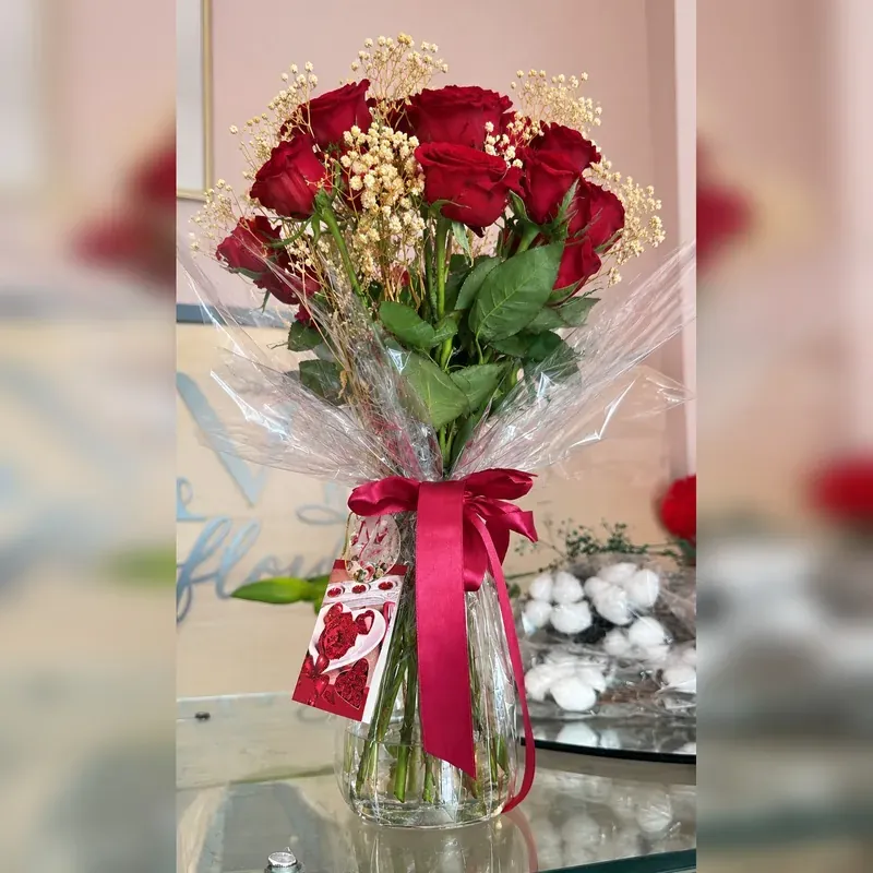 Bouquet Magnificent - 15 Roses Rouges Fraîches Avec Vase